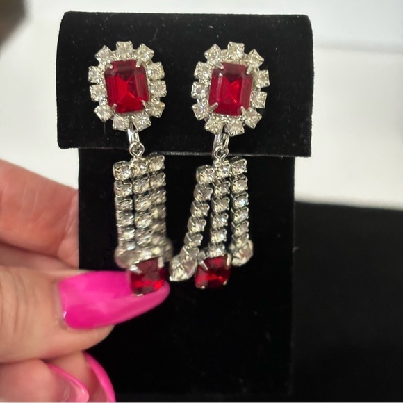 Vintage Art Deco Red Galalith And Clear Rhinestones Belt  Vintage art deco red and clear rhinestones clip on